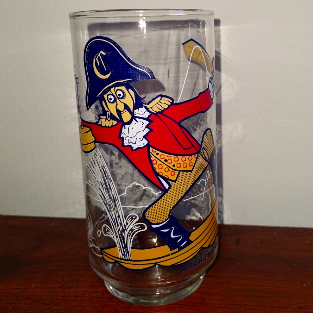 1977 McDonald's Captain Crooke Collectible Glass